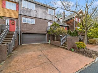 11 Astor Ct, Princeton, NJ 08540