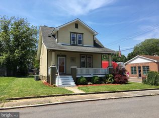 27 Central Ave, Ridgeley, WV --