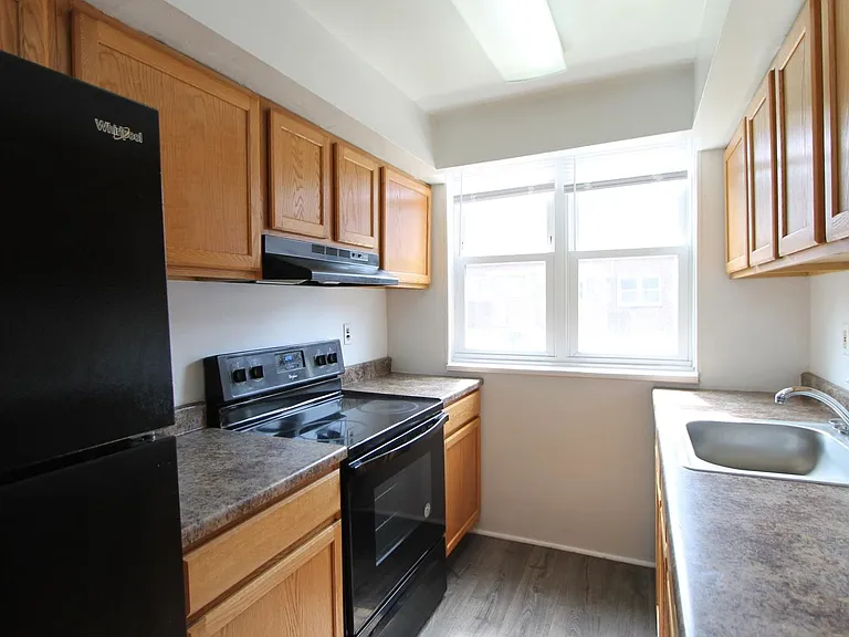 510 S Pleasant Pl — Photo 7
