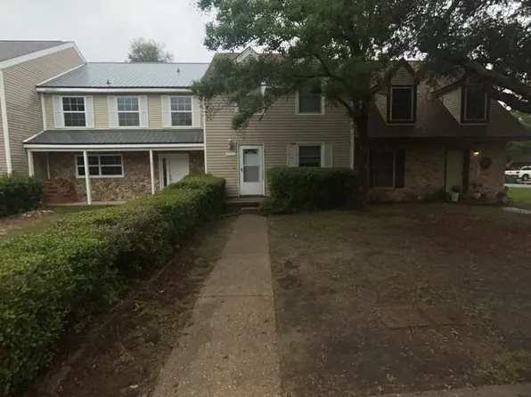 107 Skinner Cir, Fort Walton Beach, FL 32547