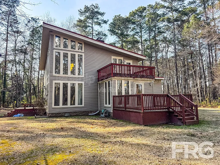 1228 Forest Acres Dr — Photo 3