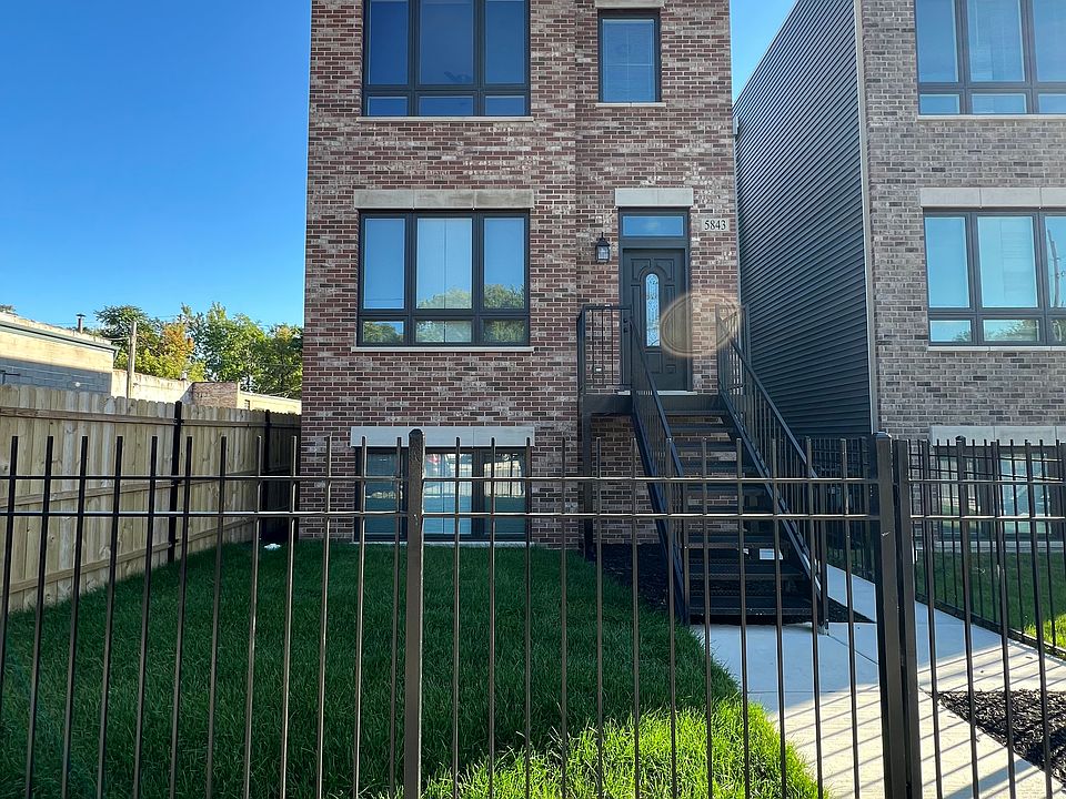 1st image of 5843 W Corcoran Pl #3