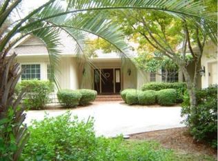 2 Fair Hope Ln, Savannah, GA 31411