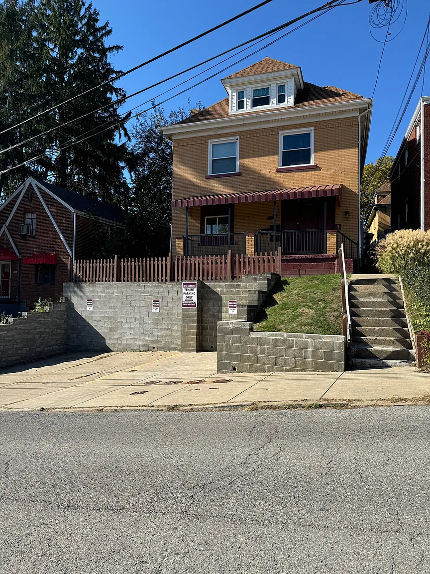 3012 Clermont Ave Floor 1 photo 1