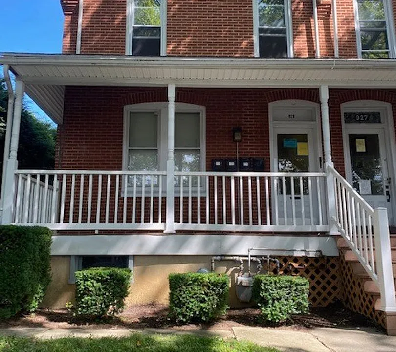 927-929 Penn Ave