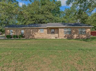 212 S Main St, Black Oak, AR 72414