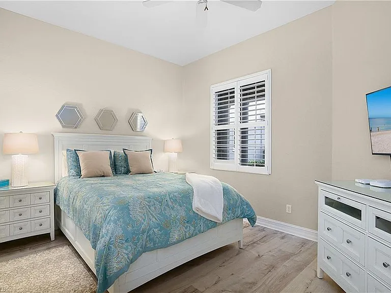 3099 Lancaster Dr #7-701 — Photo 16