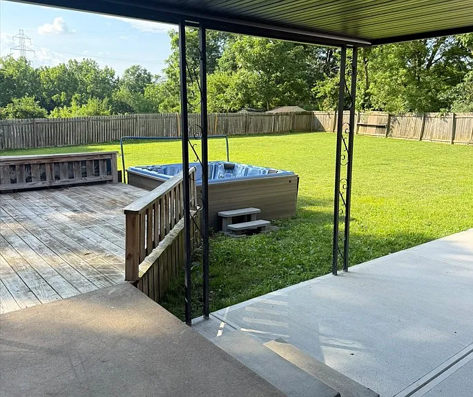 7404 Worthington Rd — Photo 30
