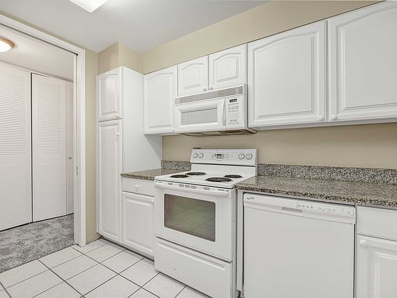 2nd image of 12700 Lake Ave