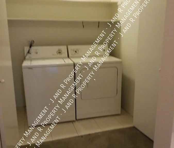 203 Dunbarton Cir — Photo 26