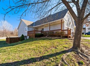5803 Summit St, Shawnee, KS 66216