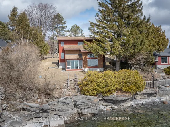 1141 Front Rd, Kingston, ON K7M 4M2