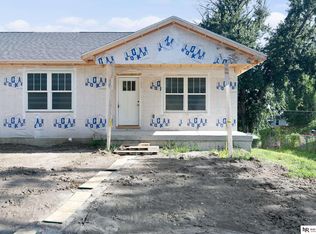 1131 Furnas Ave, Lincoln, NE 68521