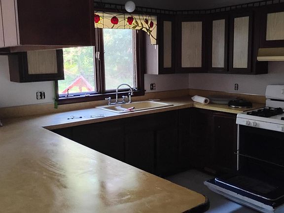 5th image of 3622 S Gladwin Rd