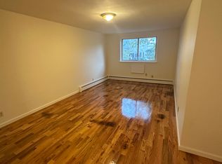 547 Edison Ave APT 1, Bronx, NY 10465