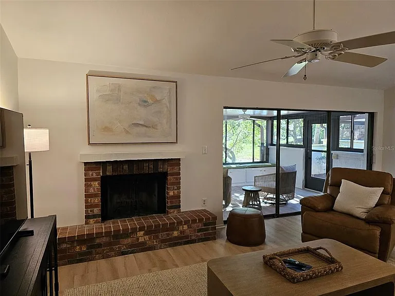 4408 La Jolla Dr #19-A — Photo 17