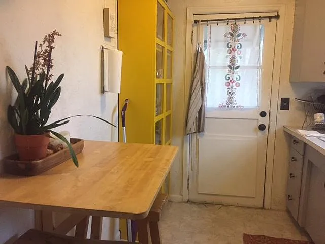 658 N Desoto St #A — Photo 8