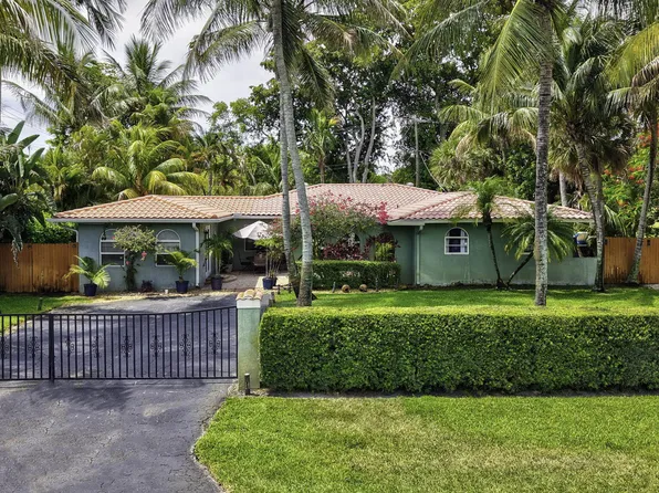 3000 Sherwood Boulevard, Delray Beach, FL 33445