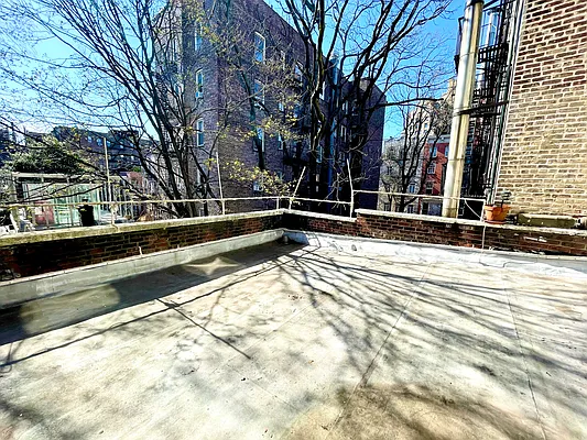 Rented by Compass | media 13