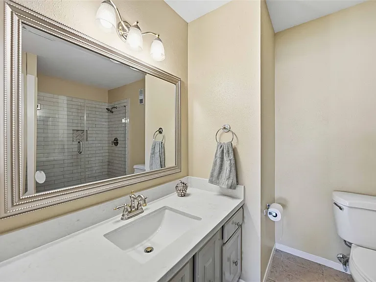 10336 Briar Forest Dr — Photo 13