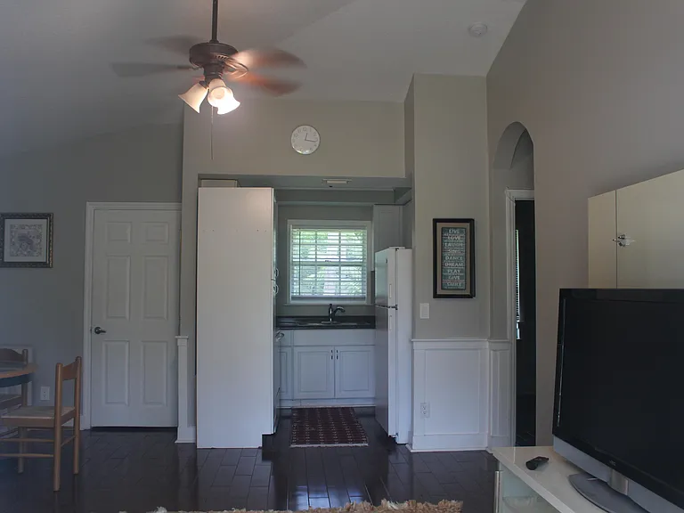 12667 88th Pl N #GUEST HOUSE — Photo 3