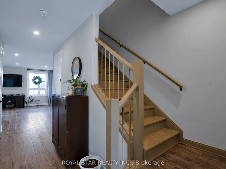 175 Doan Dr #108 — Photo 4