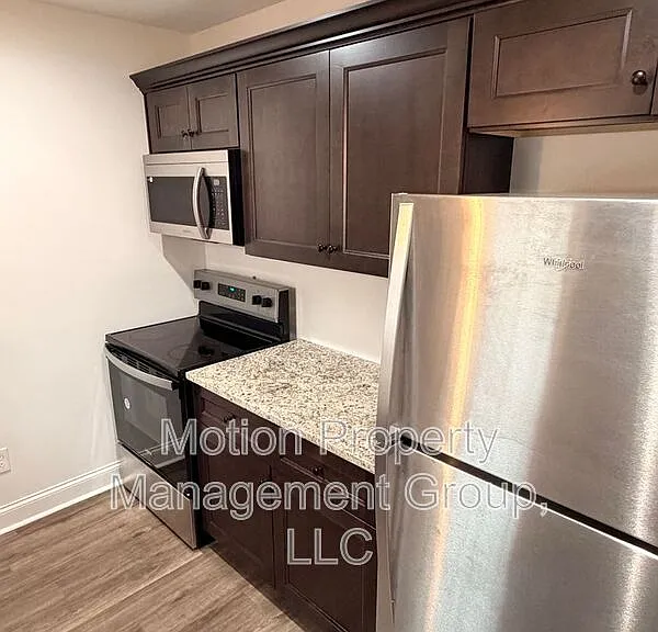200 Elm St #C1 — Photo 4