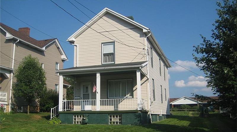 1st image of 722 Julia St