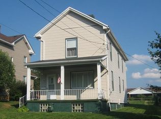722 Julia St, Jeannette, PA 15644