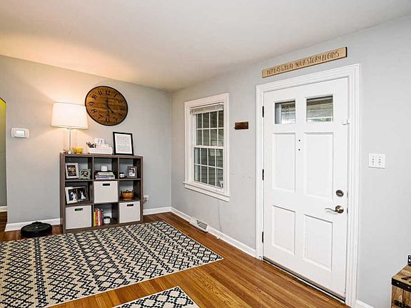 5th image of 7328 Juler Ave