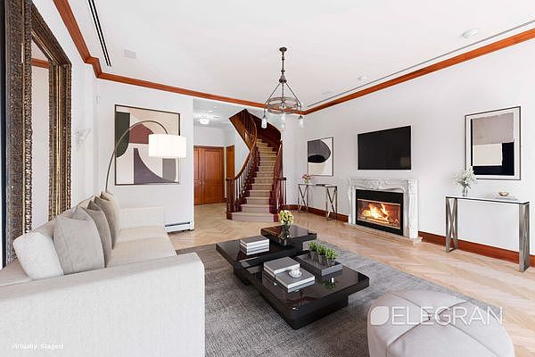 1st image of 51 E 67th St