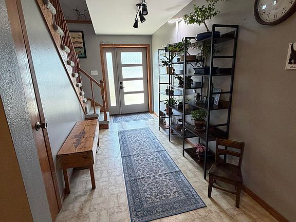 3rd image of 2216 McMullin Dr