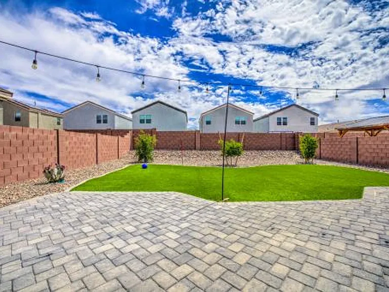 12754 E Russo Dr — Photo 33