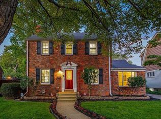 850 Loraine St, Grosse Pointe, MI 48230