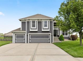 10909 N Madison Ave, Kansas City, MO 64155