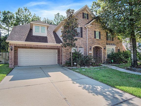 This is a two story home with 4 bedrooms, 3.5 bathrooms and a 3 car tandem garage.