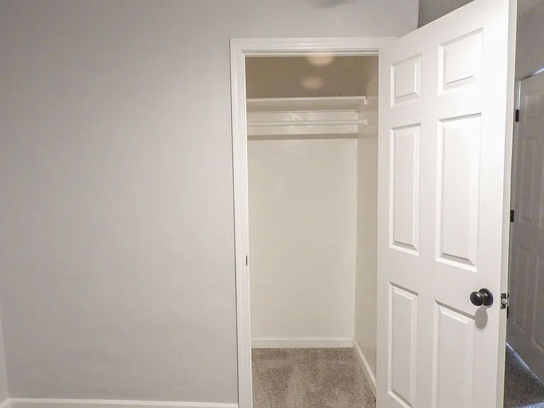 2639 N Fontana Ave — Photo 40