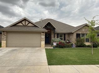 6904 69th St, Lubbock, TX 79424