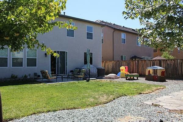 2nd image of 2452 Kinsella Way