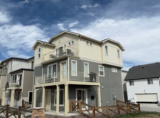5828 Thurless Ln, Colorado Springs, CO 80927