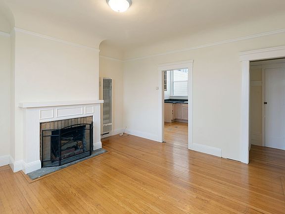 2nd image of 155-159 Fair Oaks St #155B