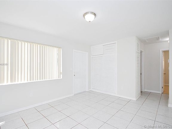 3rd image of 20400 NW 20th Ct