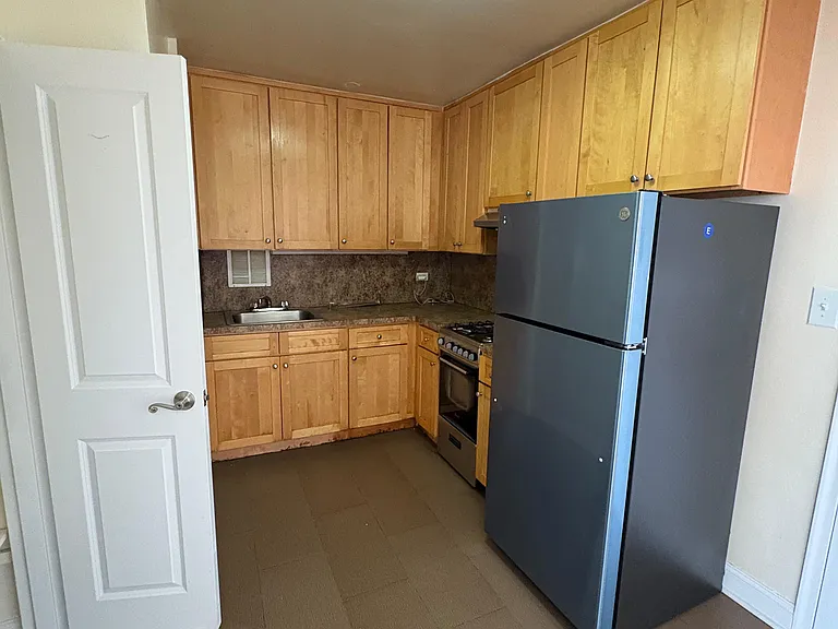 17542 Hillside Ave #3U — Photo 5