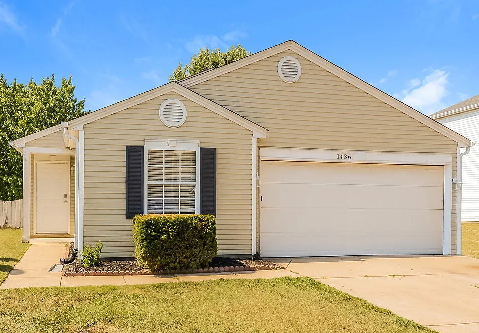 1436 Alonzo Pl