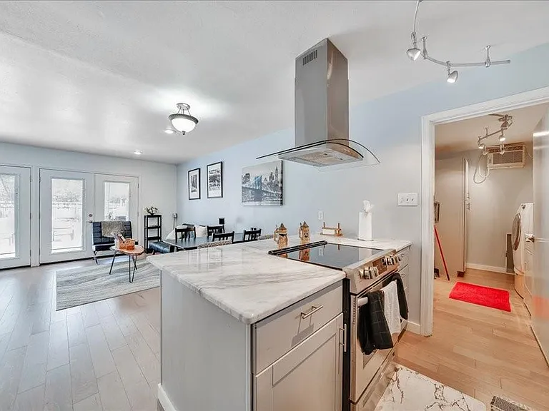 8001 Briarwood Ln — Photo 13