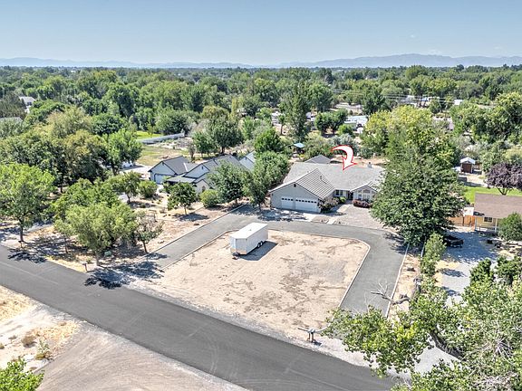 3rd image of 4635 Country River Dr