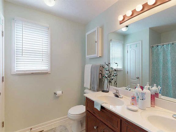 5th image of 3785 McAllister Dr