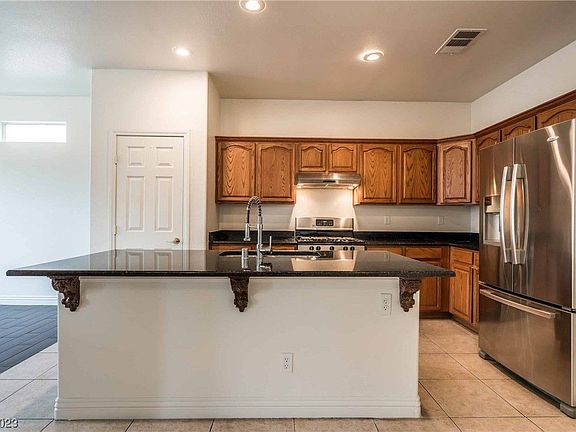 5th image of 9073 Vintage Wine Ave
