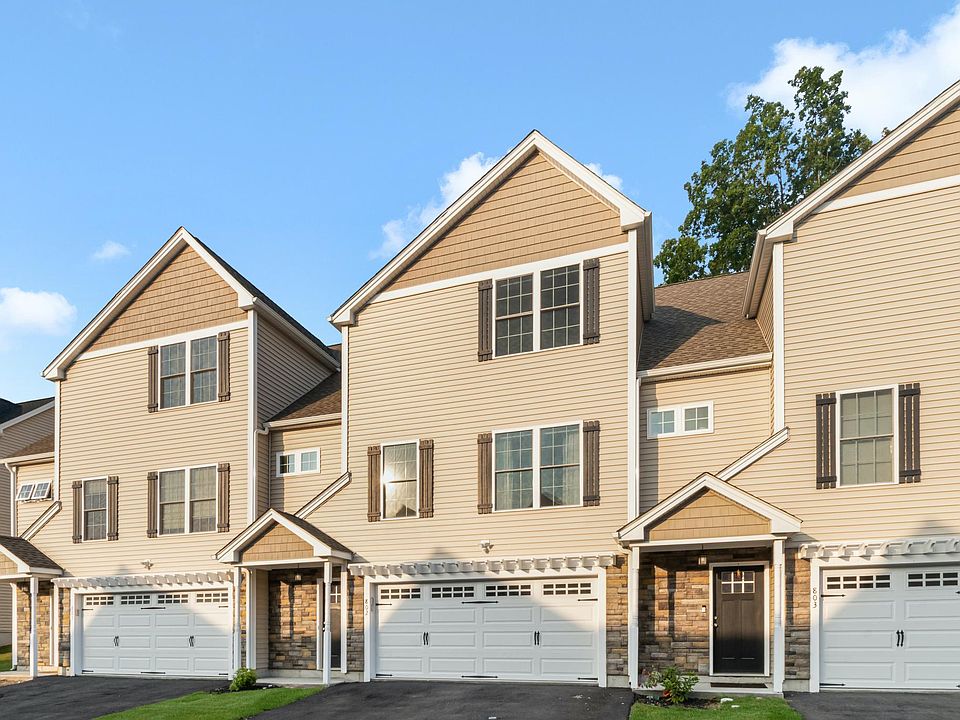 1st image of 802 Hunting Hill Dr