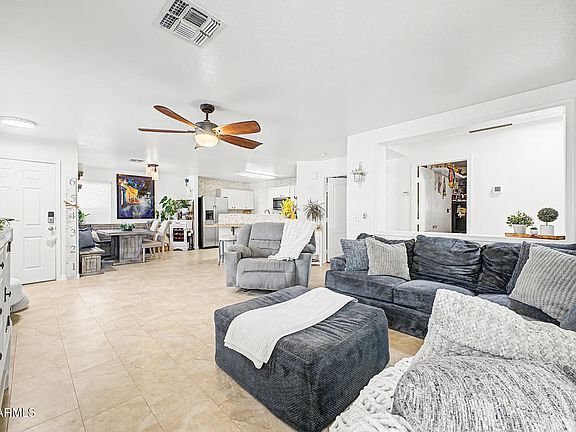 4th image of 2370 E PEACH TREE Drive